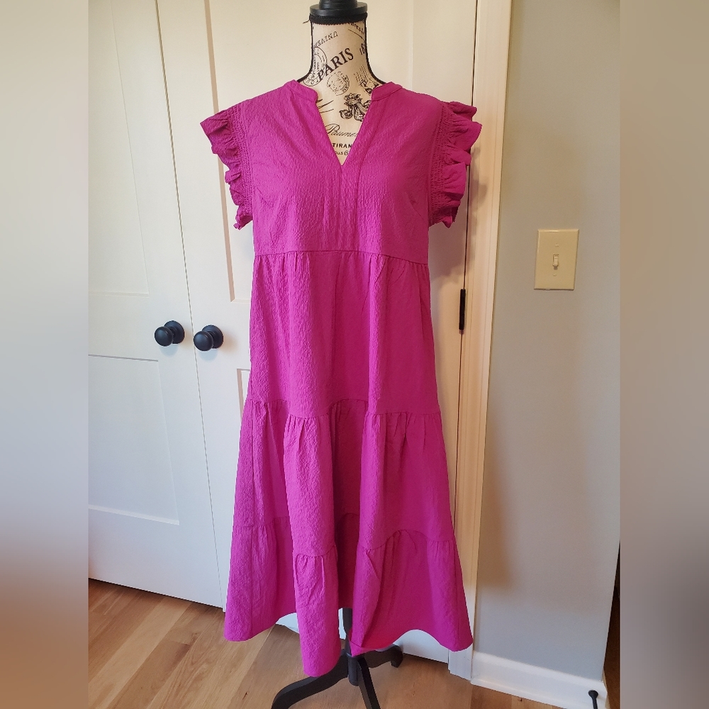 THML Hot Pink Tiered Midi Dress with Ruffle Sleeves EUC Size 8